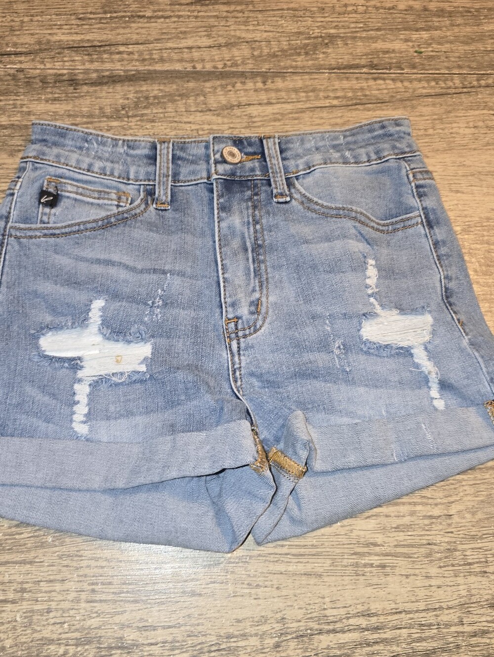Kancan Cuffed/distressed Jean Shorts In Size 24 Style:KC6036L Cut#:49150